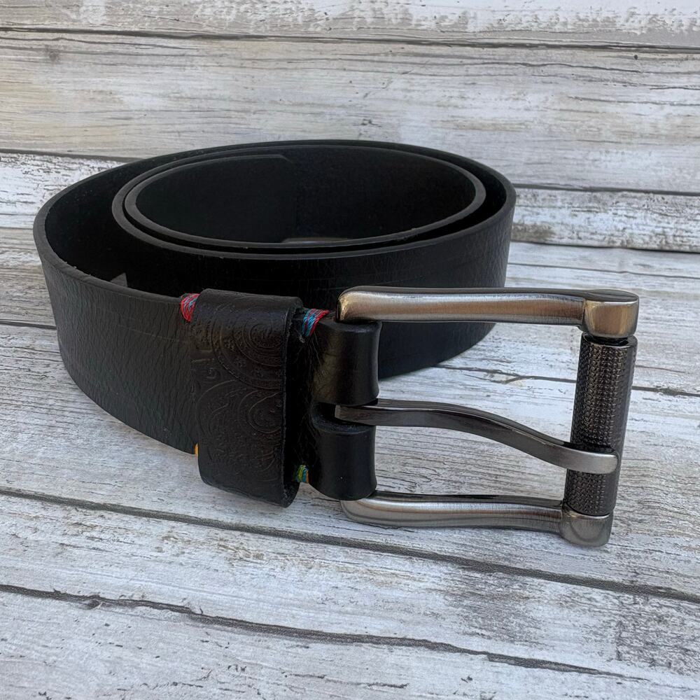 Robert Graham Leather Belt Black Metal Embossed Sz 34